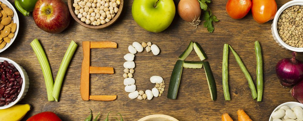 Manger autrement : comprendre les régimes végétariens, végétaliens et autres variantes